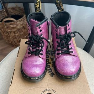 🩷Dr Martens 1460 Glitter T- Dark Pink